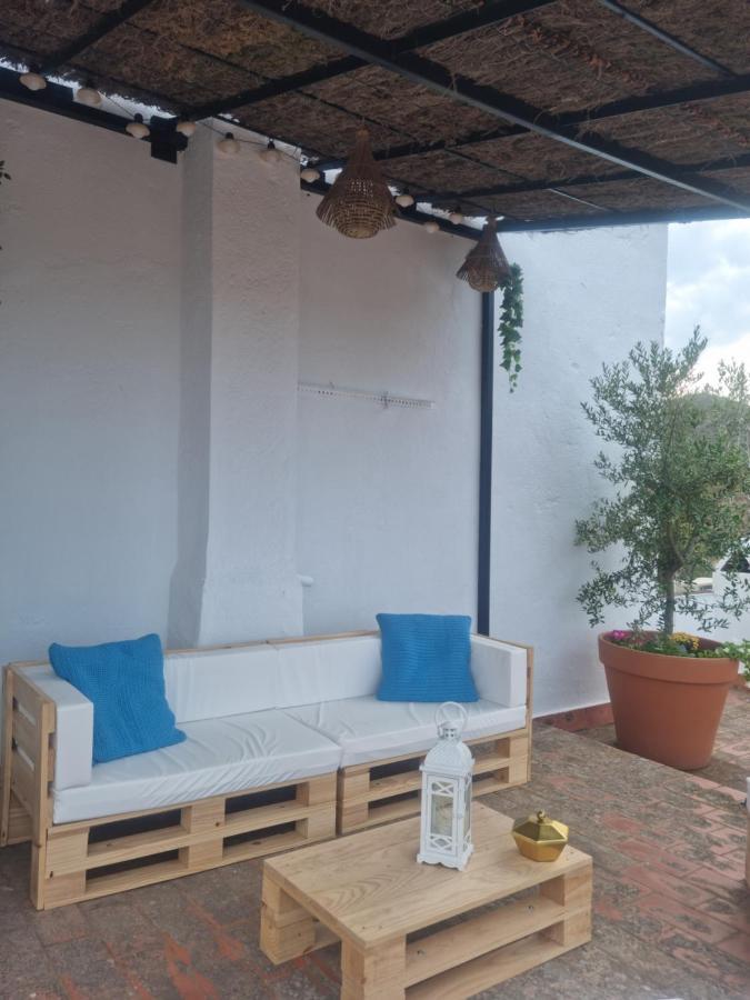 Amb Encant I Estil Mediterrani En Zona Tranquilla De Llanca I Amb Terrassa Екстериор снимка